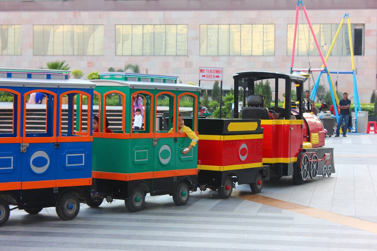 Flipped Classrooms: A New Teaching Paradigm